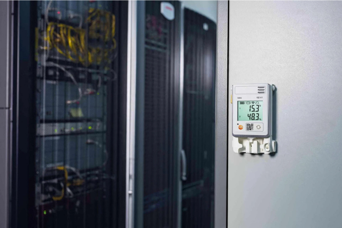Testo 162 H1 ile sunucu odasında sıcaklık ve nem takibi